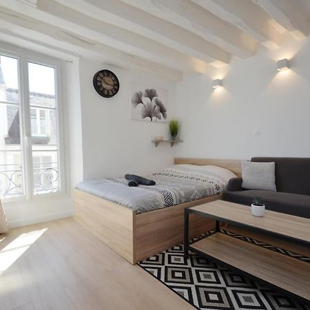 Appartamento Le Petit France - Hyper Centre De Fontainebleau - Proche Insead Esterno foto