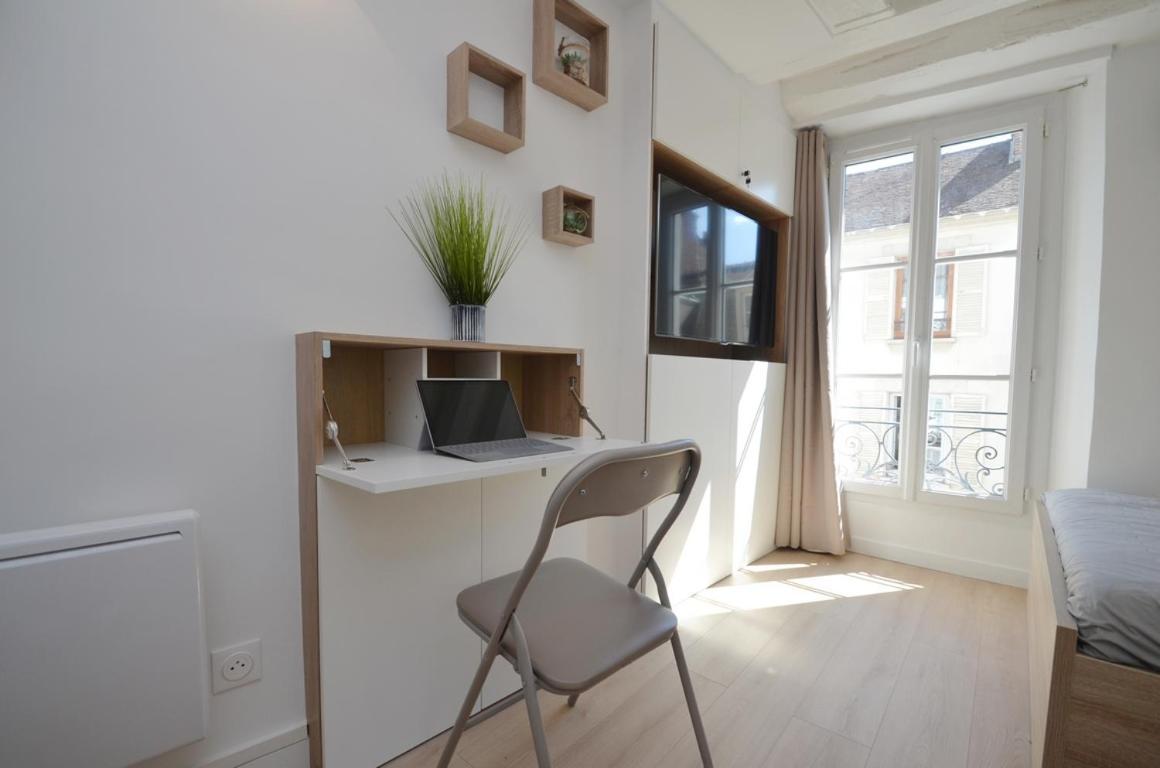 Appartamento Le Petit France - Hyper Centre De Fontainebleau - Proche Insead Esterno foto